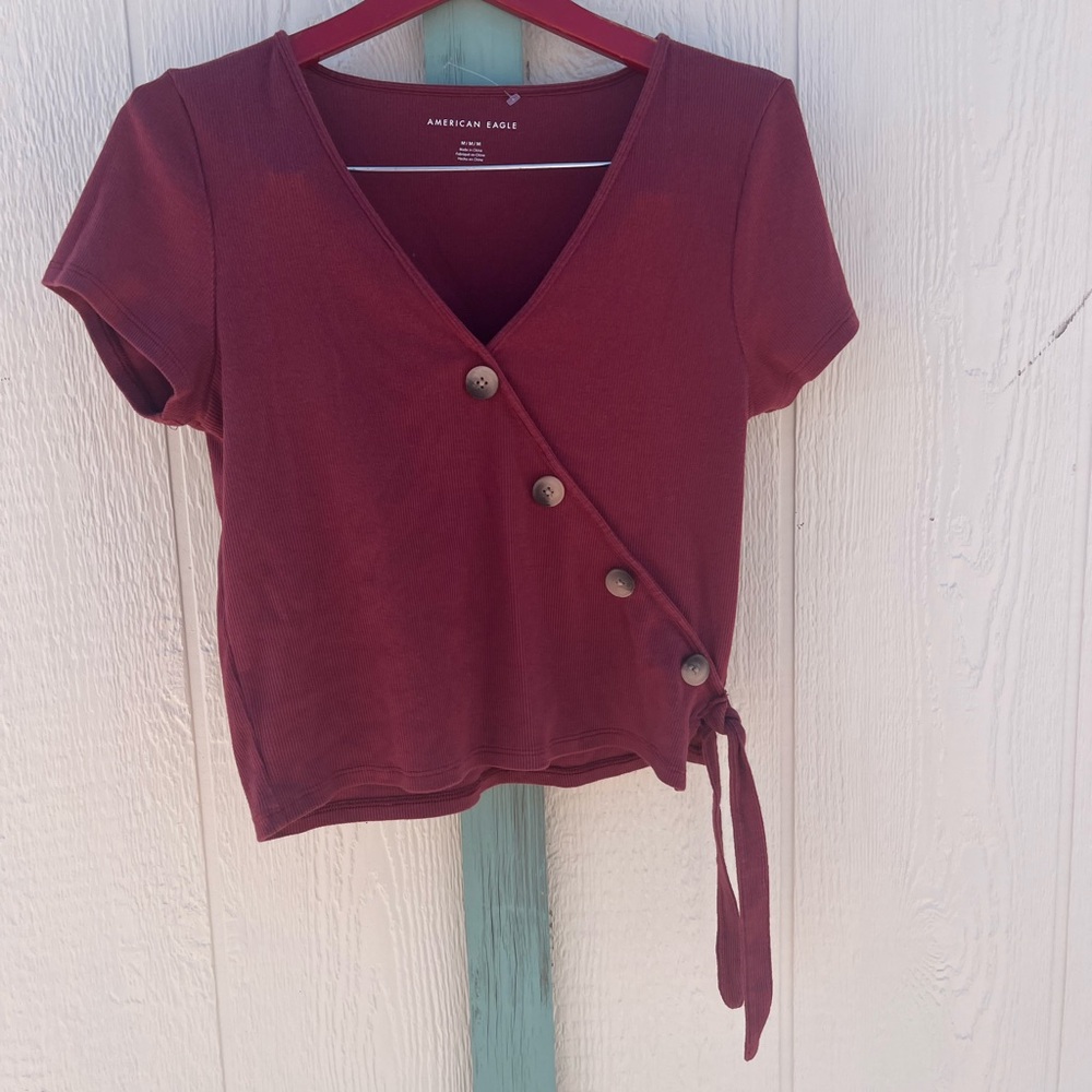 American Eagle Outfitters Crop Top Medium